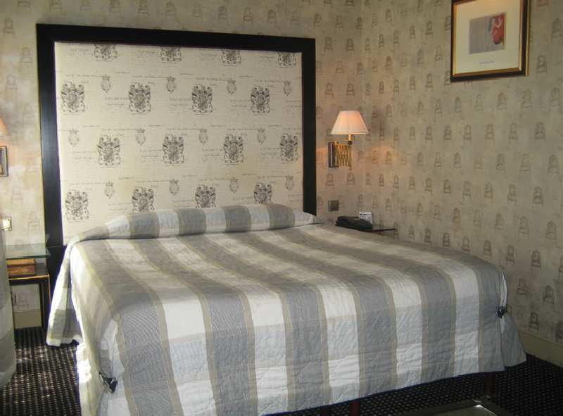 Villa Lutece Port Royal Parijs Kamer foto